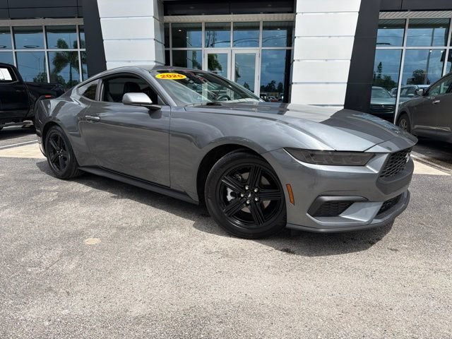 Used 2026 Ford Mustang Coupe RWD image 2