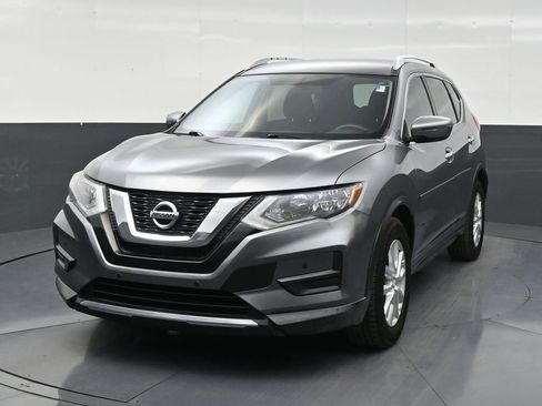 Used 2017 Nissan Rogue SV FWD image 8