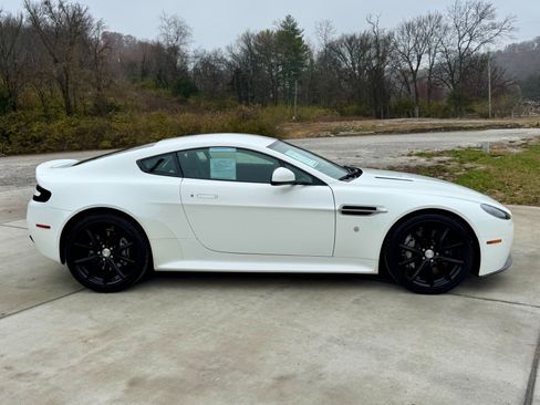 Used 2015 Aston Martin V8 Vantage GT image 7