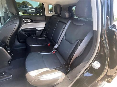 Used 2022 Jeep Compass Limited w/ Elite Group AWD/4WD image 26