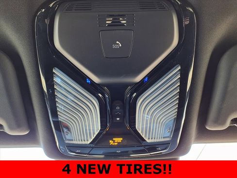 Used 2024 BMW X4 xDrive30i w/ Premium Package image 22