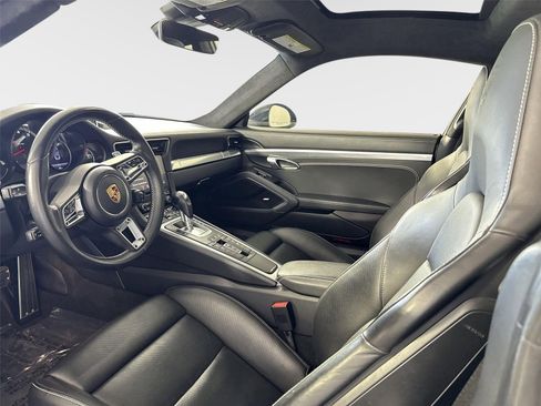 Used 2018 Porsche 911 Turbo AWD/4WD image 24