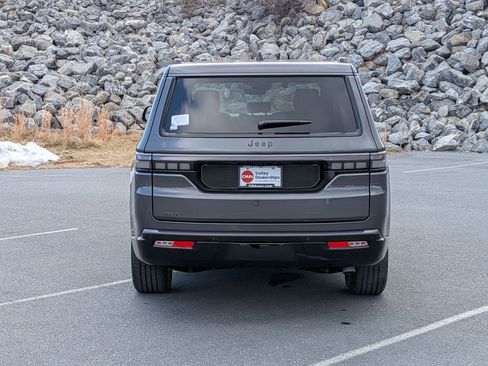 New 2026 Jeep Grand Wagoneer Limited AWD/4WD image 6
