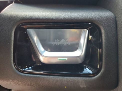 New 2026 GMC Yukon Elevation image 24