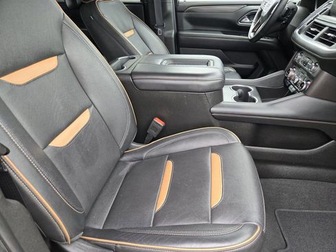 Used 2023 GMC Yukon AT4 AWD/4WD image 12