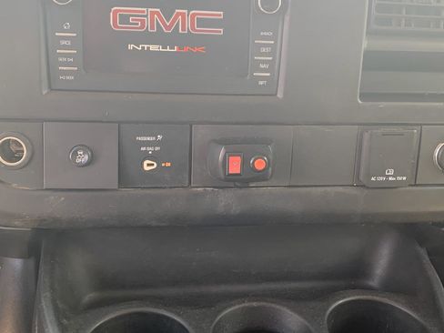 Used 2017 GMC Savana 2500 Extended RWD image 14