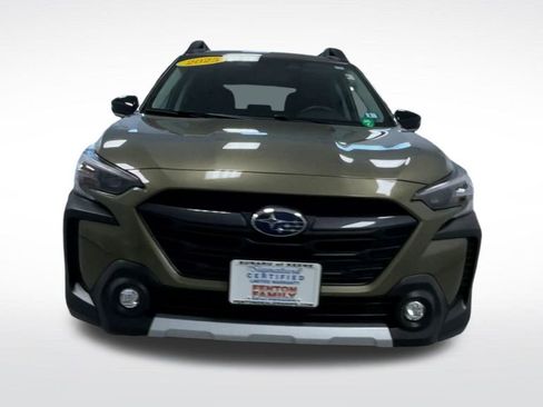 Used 2025 Subaru Outback Limited image 3