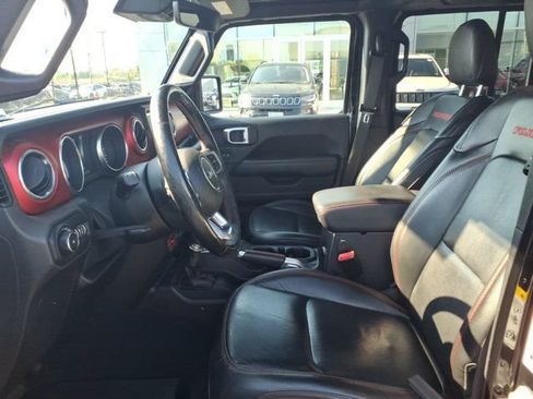 Used 2019 Jeep Wrangler Unlimited Rubicon AWD/4WD image 23