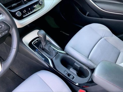 Used 2024 Toyota Corolla SE FWD image 16