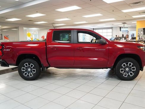 New 2025 Chevrolet Colorado Z71 AWD/4WD image 12