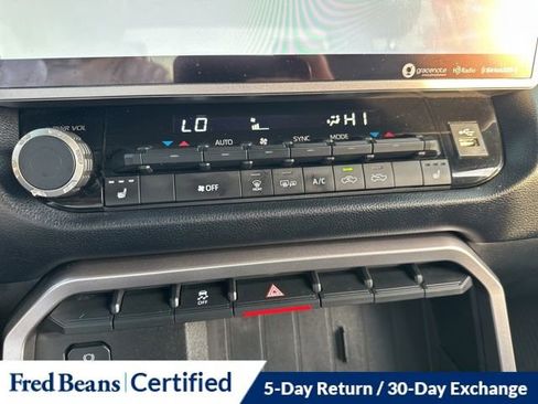 Used 2022 Toyota Tundra SR5 w/ SR5 Premium Package image 19