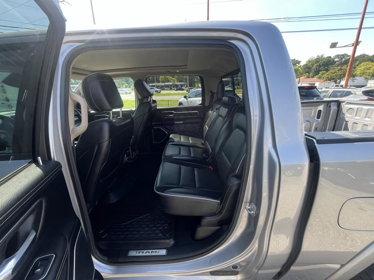Used 2021 RAM 1500 Laramie w/ Laramie Southwest Edition AWD/4WD image 57