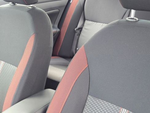 New 2025 Nissan Versa SR w/ Trunk Package image 22