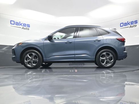 Used 2024 Ford Escape ST-Line Select w/ Class II Trailer Tow Package image 43