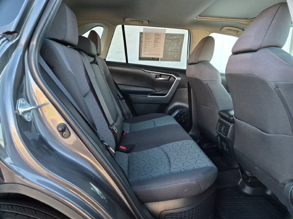 Used 2025 Toyota RAV4 XLE w/ Convenience Package AWD/4WD image 35
