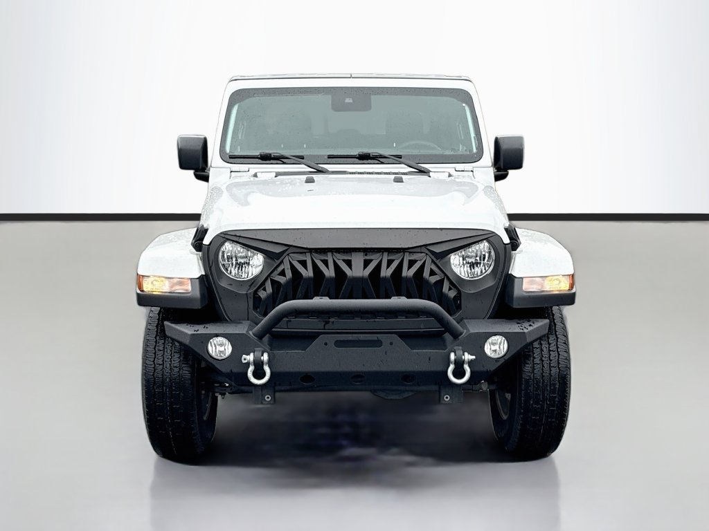 Used 2024 Jeep Gladiator Sport AWD/4WD image 2