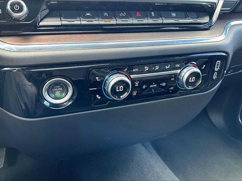 Used 2024 GMC Sierra 1500 SLT image 26