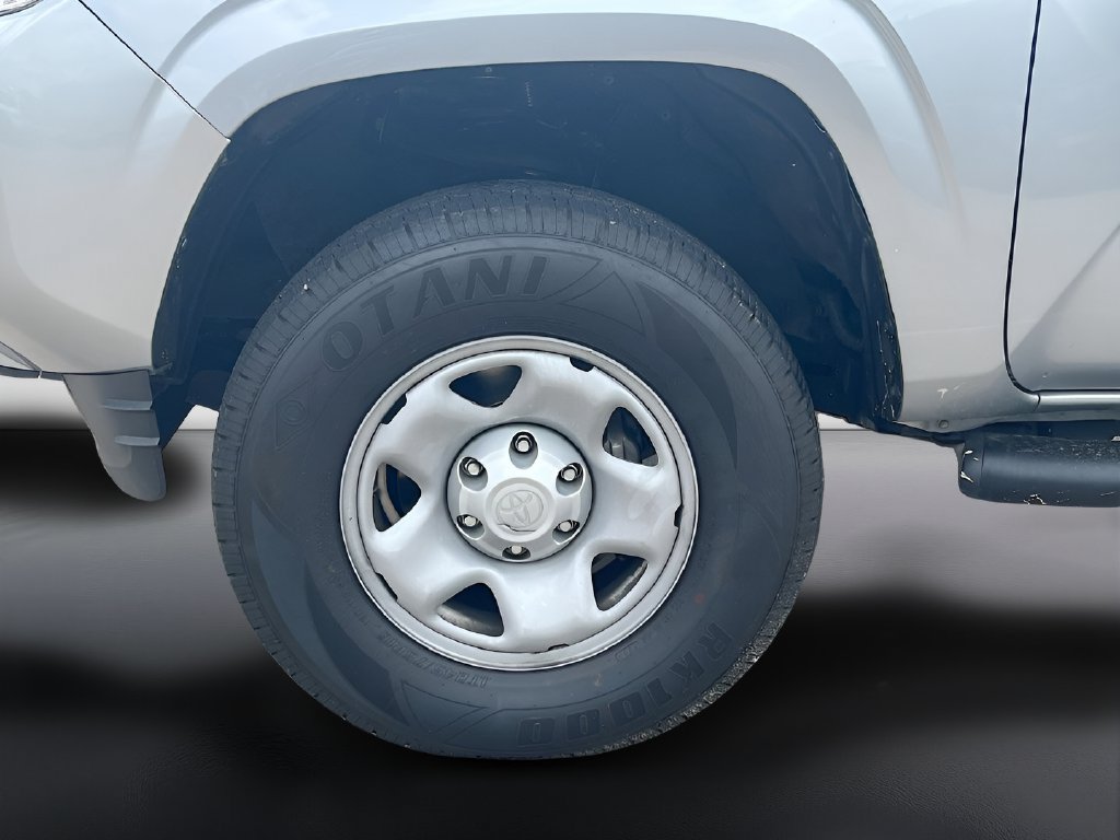 Used 2022 Toyota Tacoma SR AWD/4WD image 27