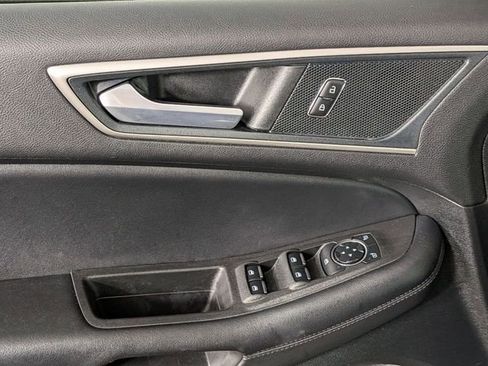 Used 2024 Ford Edge SEL image 15