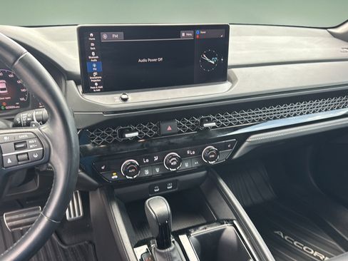 Used 2024 Honda Accord Sport image 11