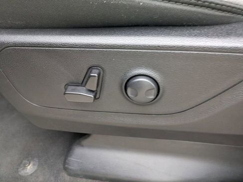 Used 2025 RAM 1500 Big Horn AWD/4WD image 20