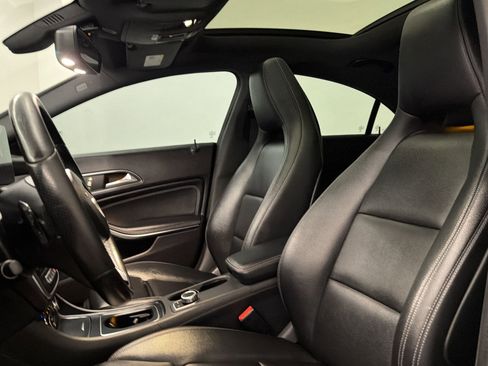 Used 2018 Mercedes-Benz CLA 250 image 20