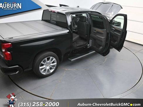 Used 2024 Chevrolet Silverado 1500 High Country w/ High Country Premium Package image 38