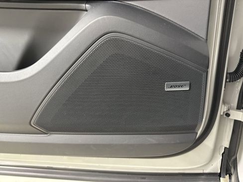 New 2026 Porsche Cayenne S image 31