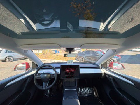 Used 2023 Tesla Model Y AWD image 25