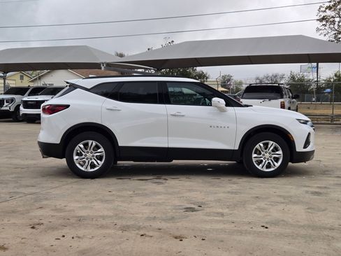 Used 2021 Chevrolet Blazer LT w/ Sound & Technology Package image 2