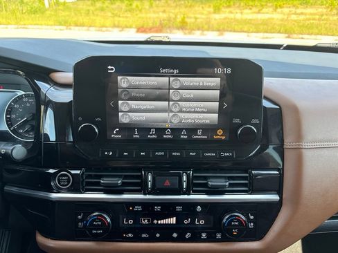 Used 2022 Nissan Pathfinder Platinum w/ Cargo Package AWD/4WD image 28