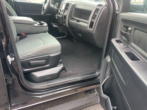 Used 2016 RAM 1500 Express w/ Black Ram 1500 Express Group AWD/4WD image 34