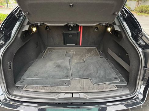 Used 2022 Maserati Levante GT image 29