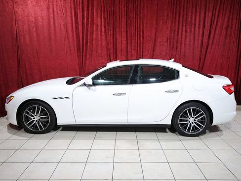 Used 2018 Maserati Ghibli RWD image 4