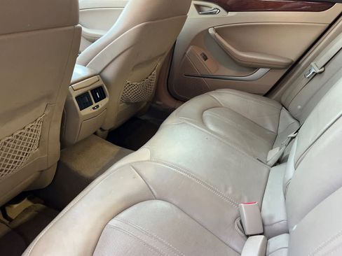 Used 2010 Cadillac CTS Premium image 5