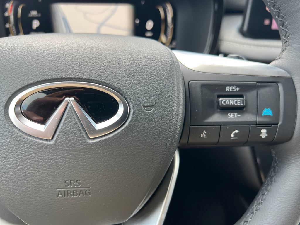 Certified 2026 INFINITI QX60 Luxe w/ Cargo Package FWD image 31