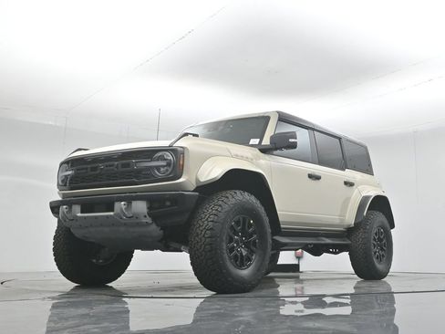 New 2025 Ford Bronco Raptor w/ Interior Carbon Fiber Pack image 44