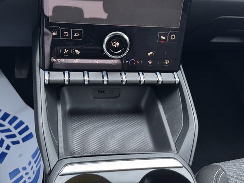 New 2026 GMC Terrain Elevation image 18