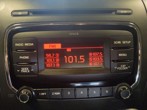 Used 2018 Kia Forte LX FWD image 25