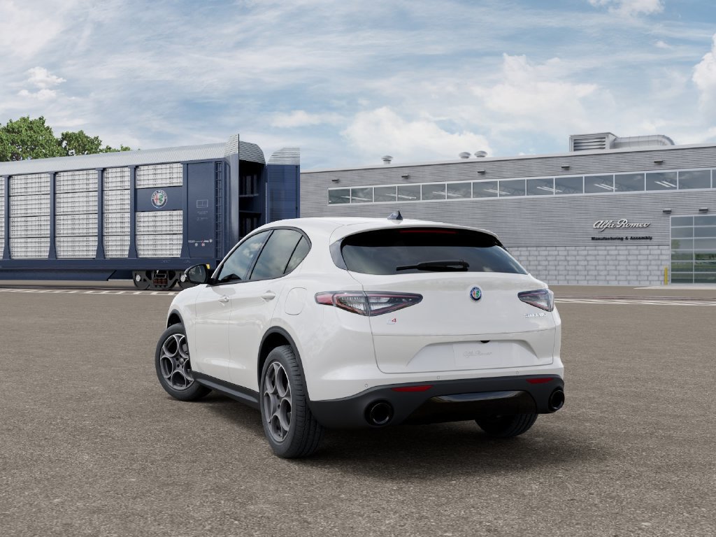New 2026 Alfa Romeo Stelvio Sprint AWD/4WD image 3