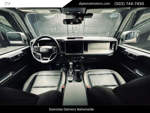Used 2025 Ford Bronco Outer Banks AWD/4WD image 41