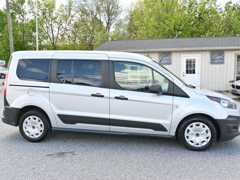 Used 2018 Ford Transit Connect XL FWD image 10