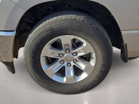 Used 2024 RAM 1500 Laramie RWD image 10