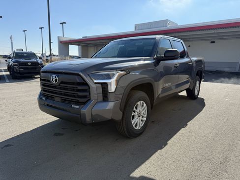 New 2026 Toyota Tundra SR5 image 11