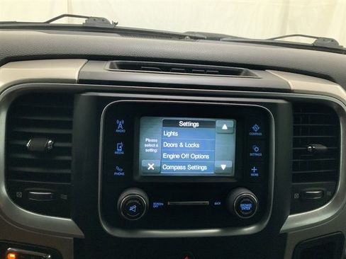 Used 2019 RAM 1500 Classic SLT image 30