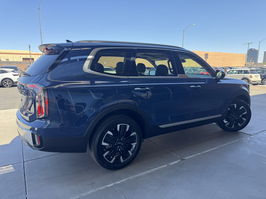 Used 2024 Kia Telluride SX AWD/4WD image 4