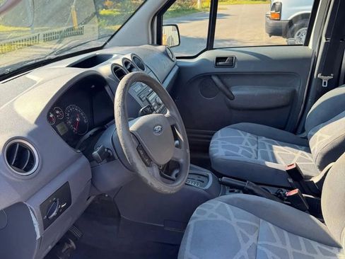 Used 2010 Ford Transit Connect XLT image 9