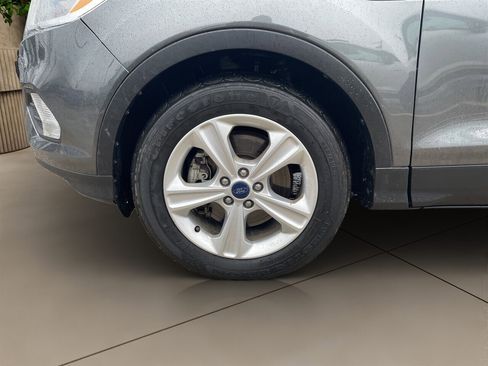 Used 2017 Ford Escape SE w/ Equipment Group 201A image 31