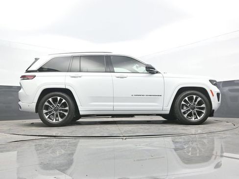 Used 2023 Jeep Grand Cherokee Overland image 58