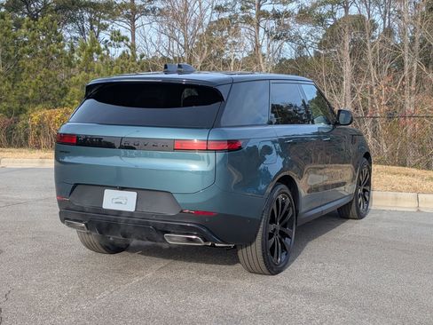 New 2026 Land Rover Range Rover Sport SE image 5